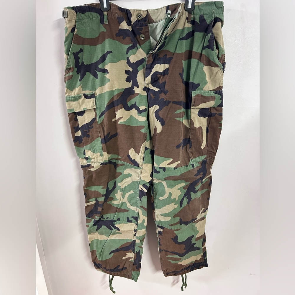 Vintage Woodland Camo Combat Trousers size XL Regular